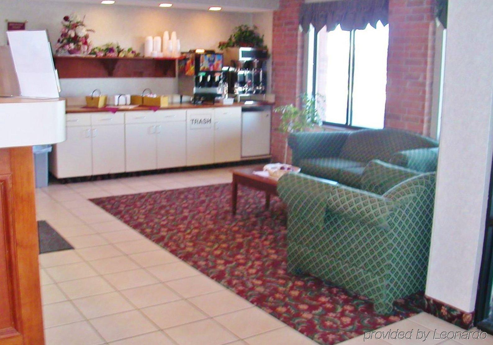 Lomira Inn And Suites Kültér fotó